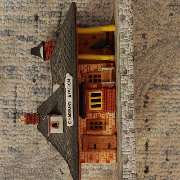 Dickens village - Picture 2 of 13